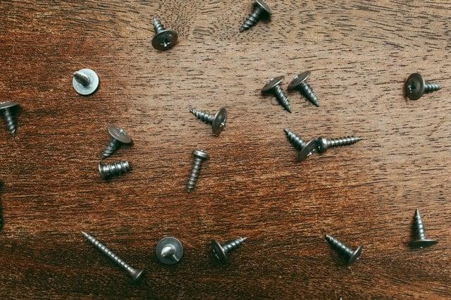 How to remove rust from screws, nuts and bolts – Jenolite.DE